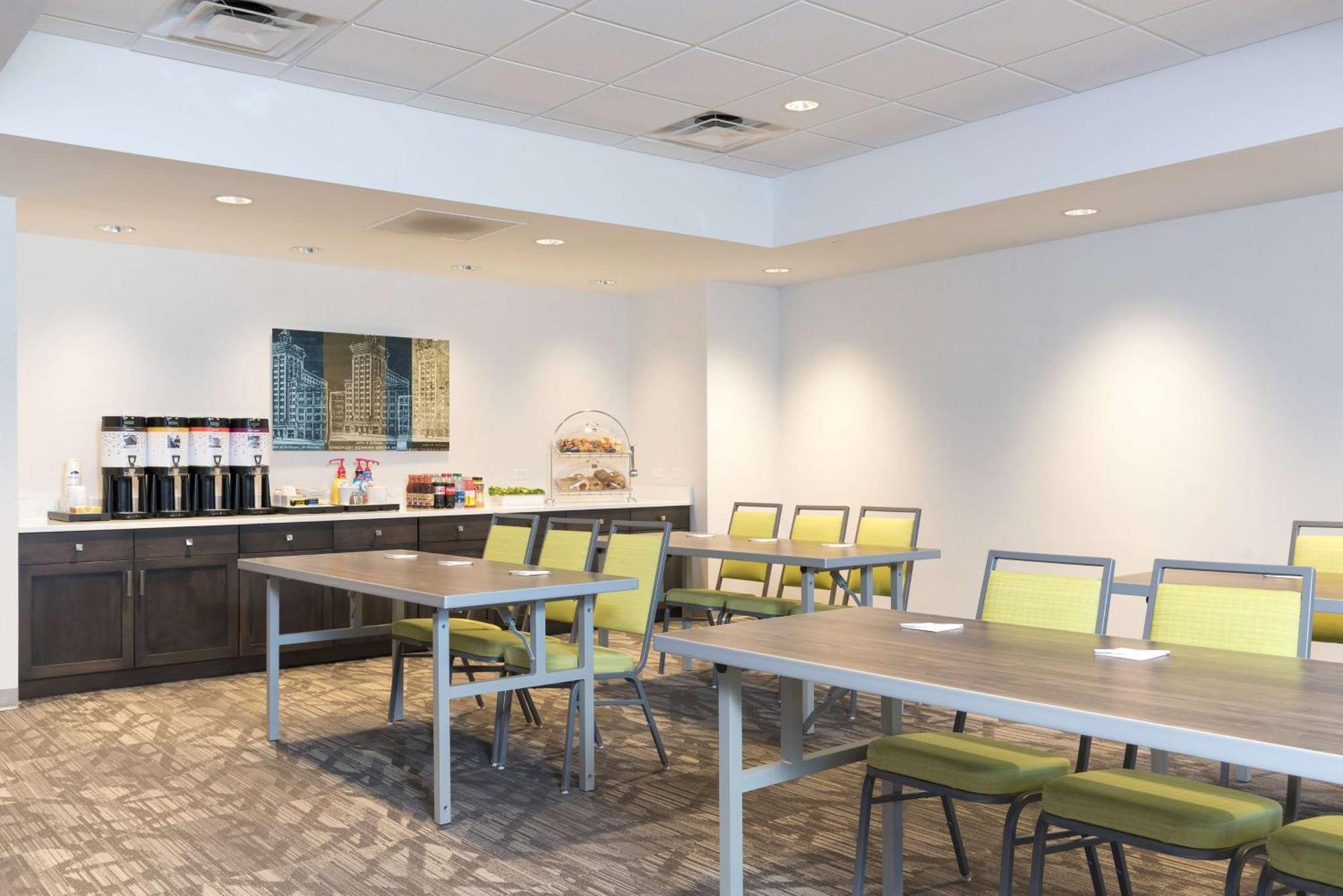 Hampton Inn & Suites By Hilton Chicago Schaumburg Il מראה חיצוני תמונה