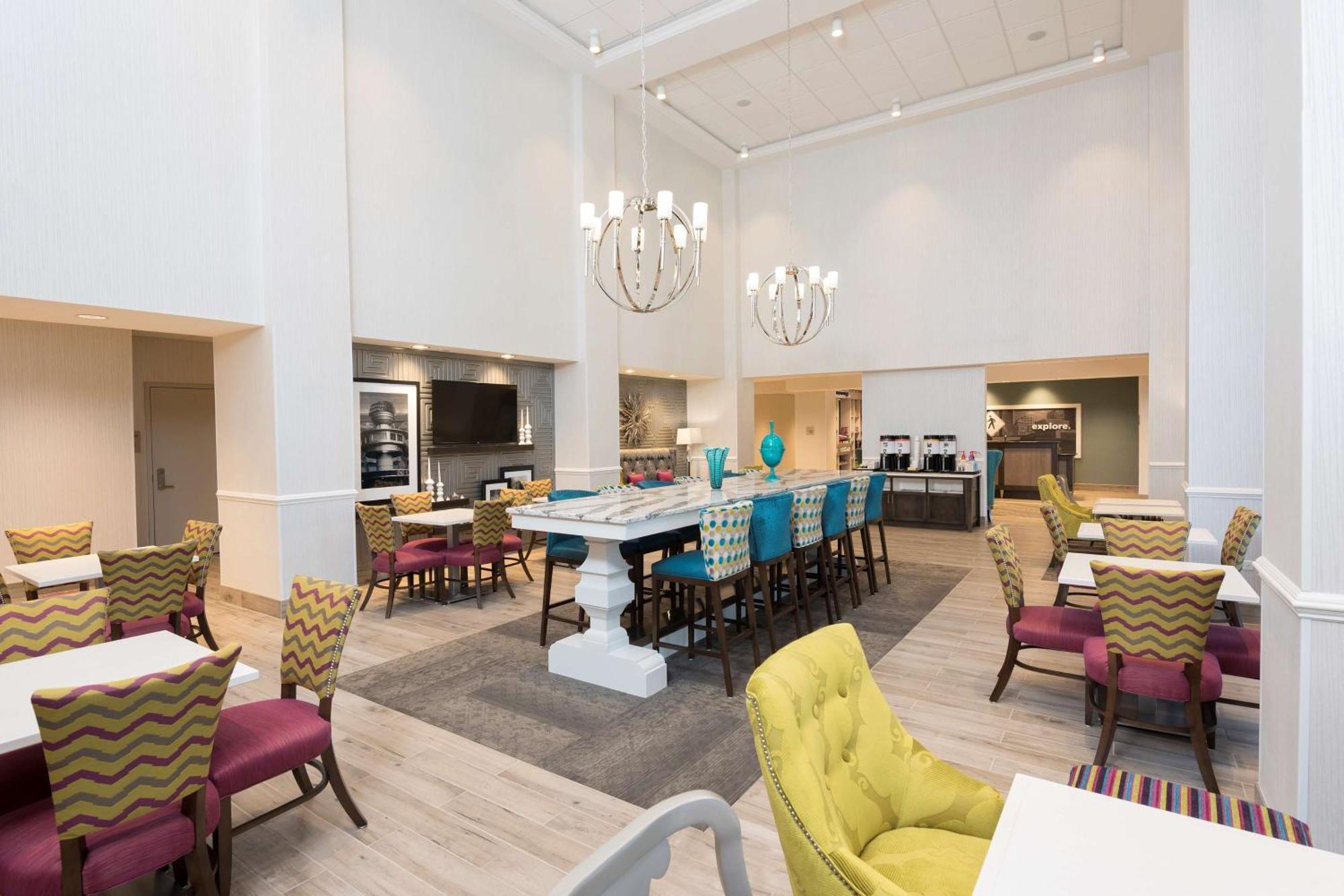 Hampton Inn & Suites By Hilton Chicago Schaumburg Il מראה חיצוני תמונה