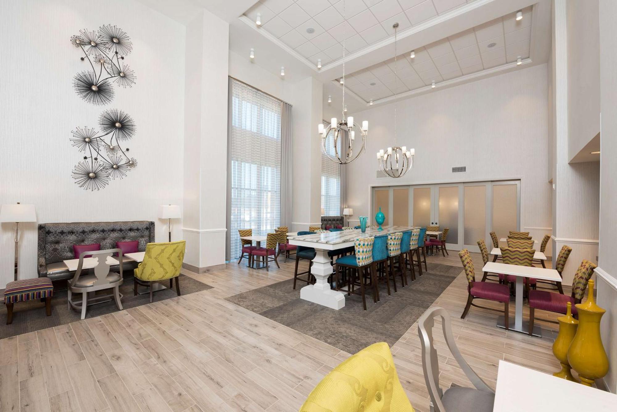 Hampton Inn & Suites By Hilton Chicago Schaumburg Il מראה חיצוני תמונה