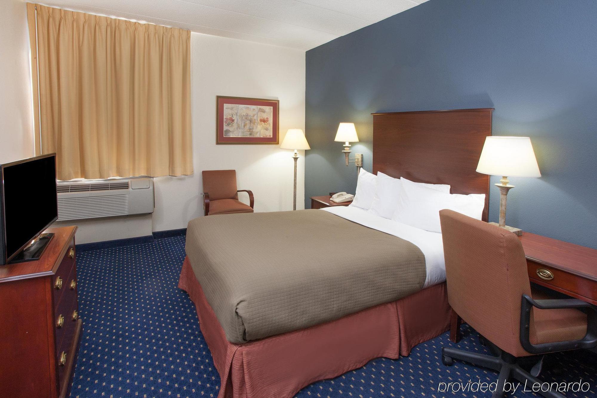 Hampton Inn & Suites By Hilton Chicago Schaumburg Il מראה חיצוני תמונה